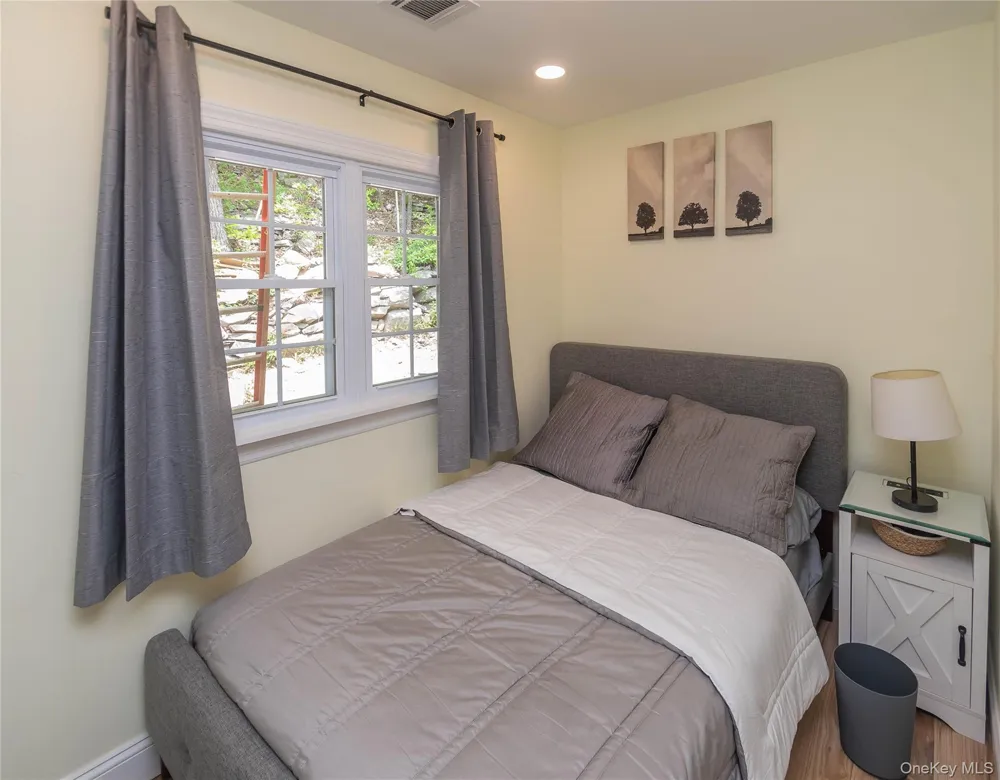71 Deer Trail Greenwood Lake, NY 10925