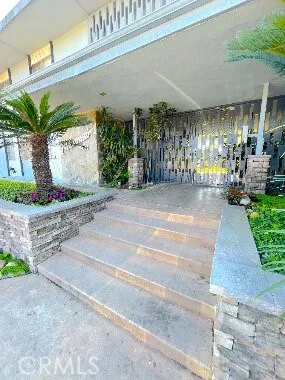 931 W 19th Street #10 Costa Mesa, CA 92627