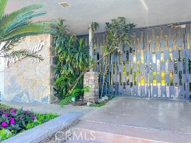 931 W 19th Street #10 Costa Mesa, CA 92627