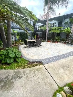 931 W 19th Street #10 Costa Mesa, CA 92627