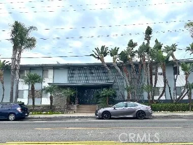 931 W 19th Street #10 Costa Mesa, CA 92627