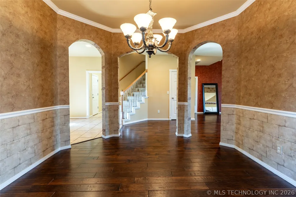 4213 S Palm Avenue Broken Arrow, OK 74011