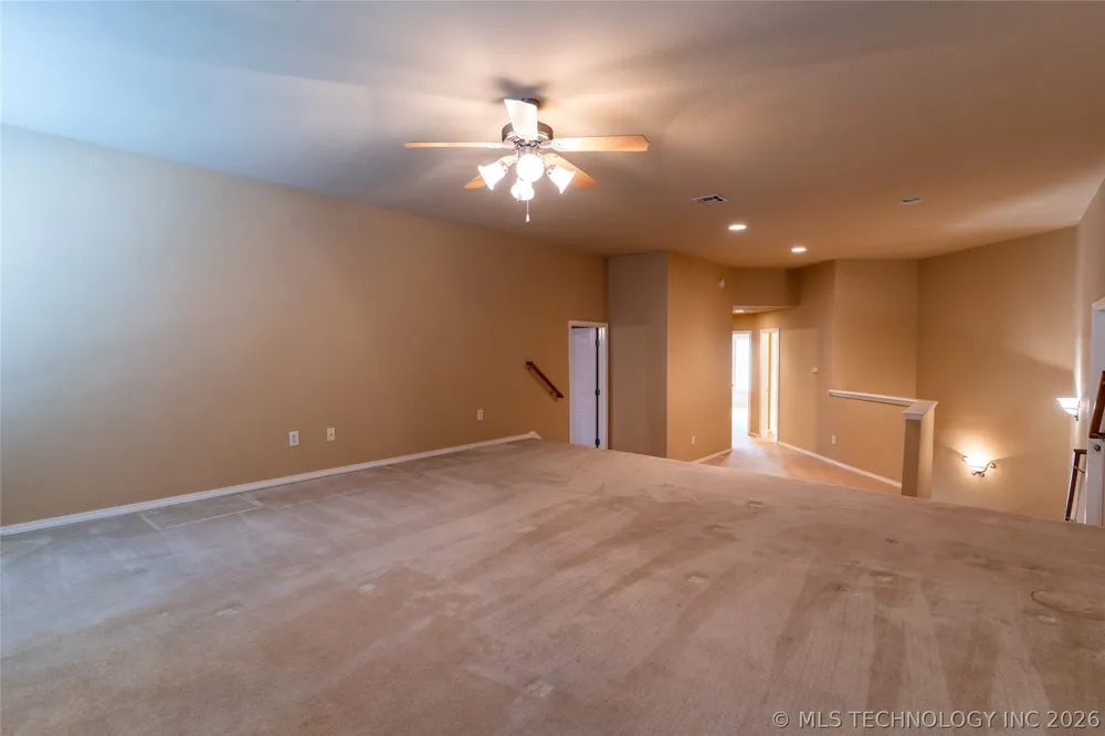 4213 S Palm Avenue Broken Arrow, OK 74011