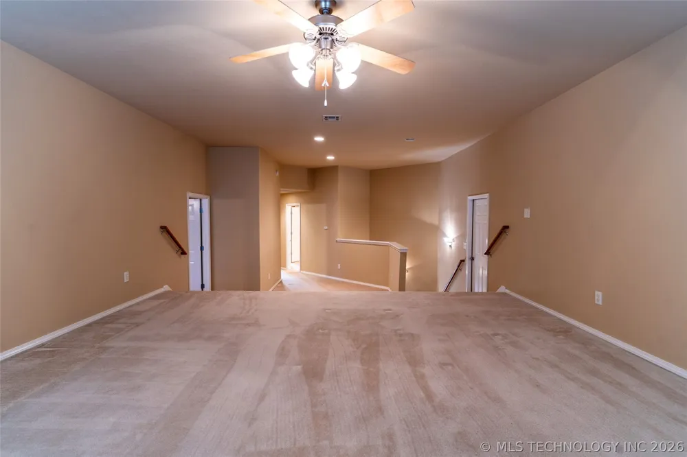 4213 S Palm Avenue Broken Arrow, OK 74011