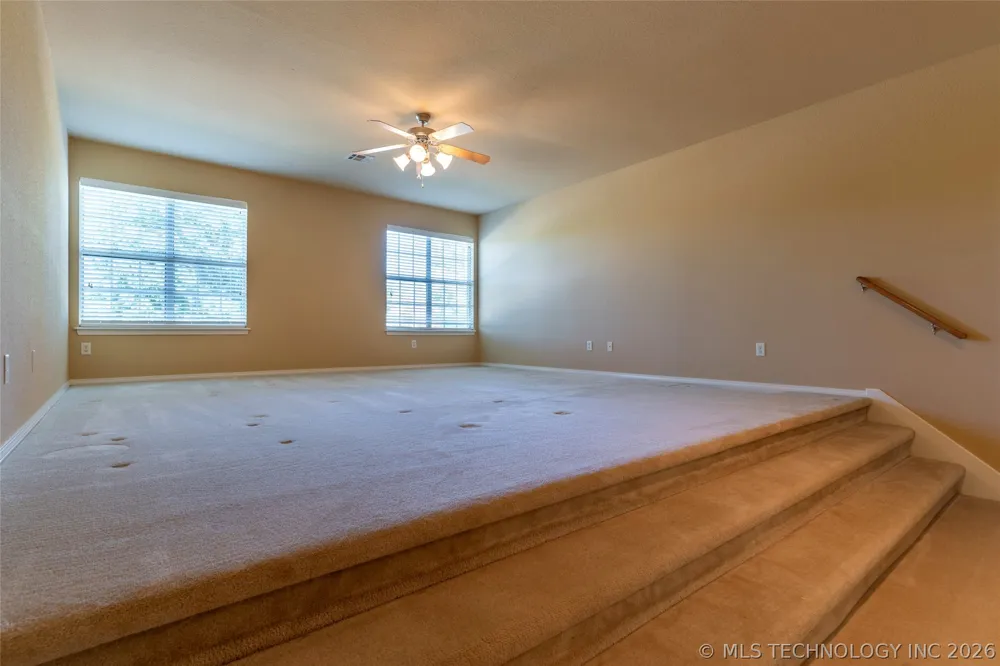 4213 S Palm Avenue Broken Arrow, OK 74011