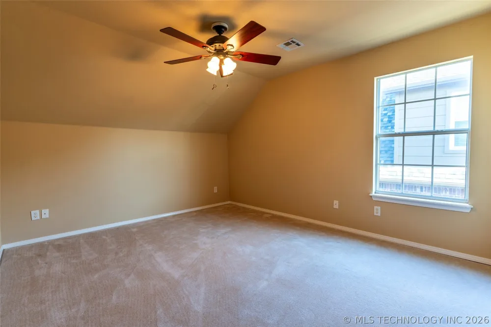 4213 S Palm Avenue Broken Arrow, OK 74011