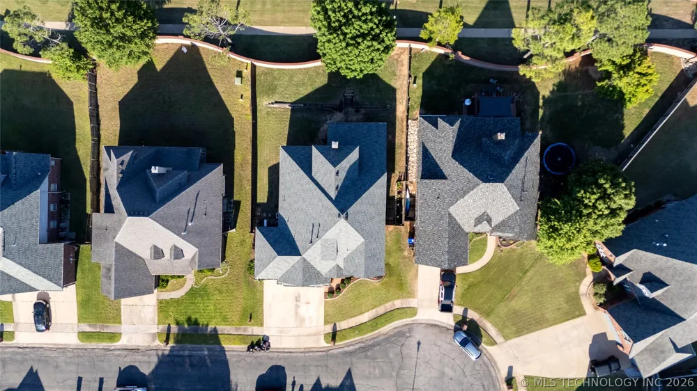 4213 S Palm Avenue Broken Arrow, OK 74011