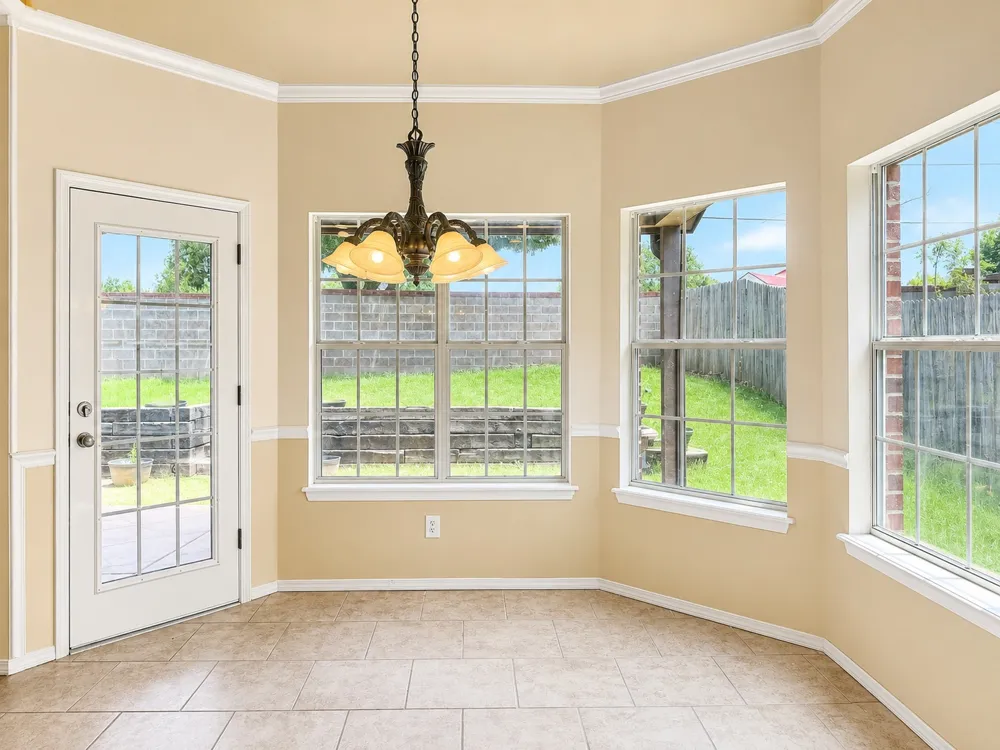 4213 S Palm Avenue Broken Arrow, OK 74011