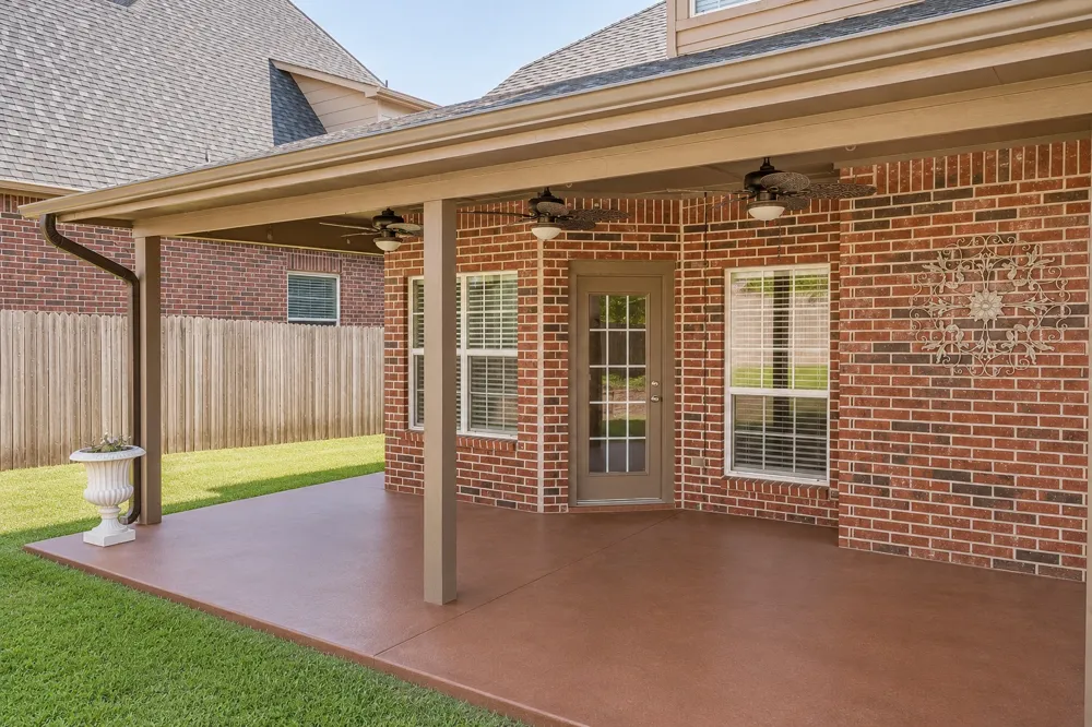 4213 S Palm Avenue Broken Arrow, OK 74011