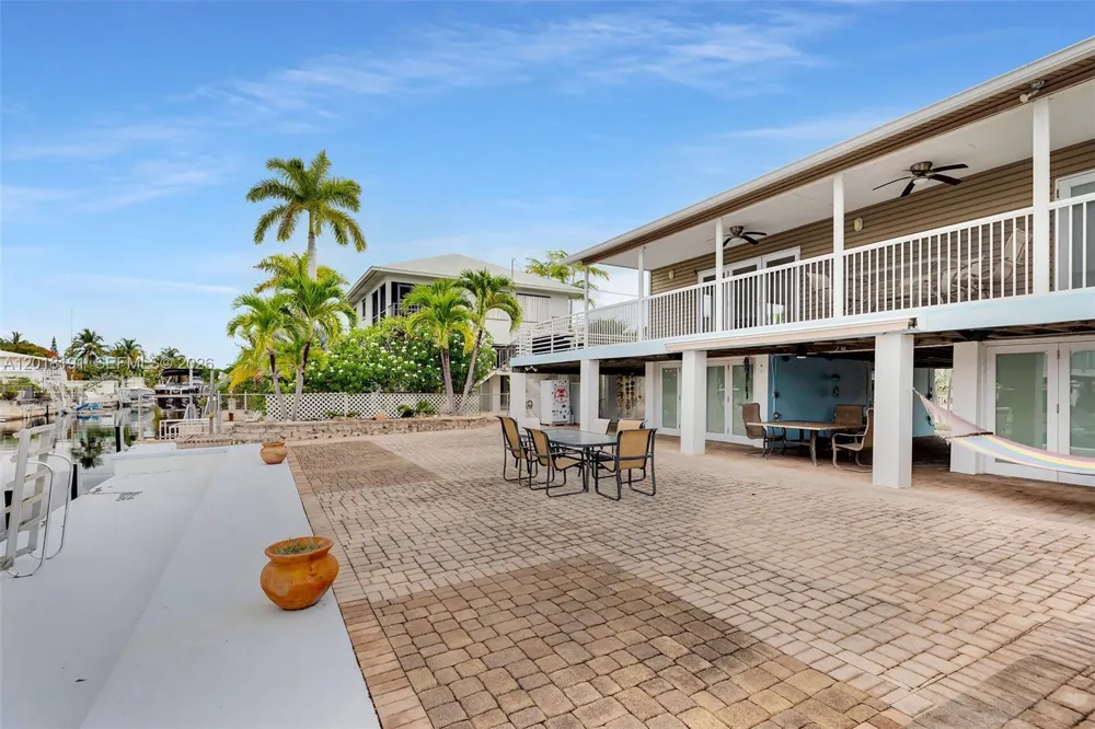29565 Flying Cloud Ave Big Pine, FL 33043
