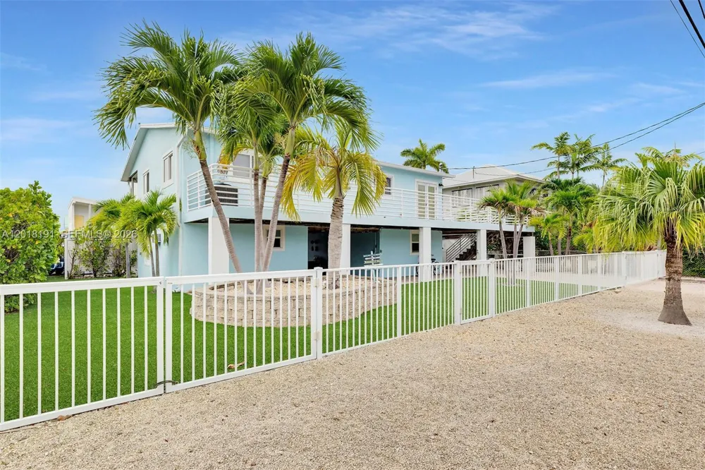 29565 Flying Cloud Ave Big Pine, FL 33043