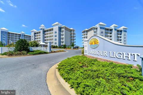 103 WILLIAMS STREET #413