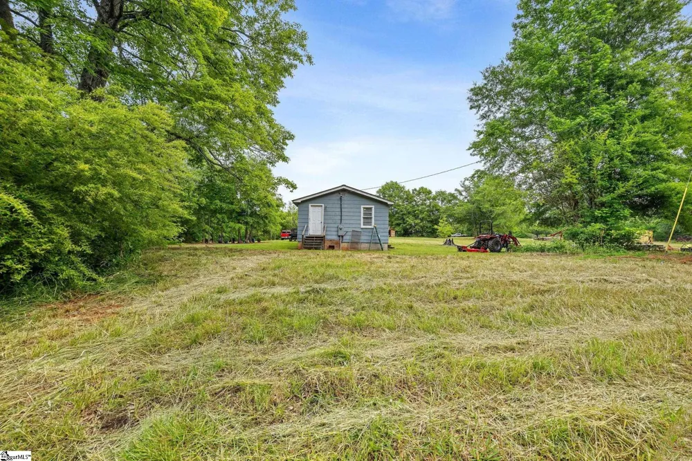 109 Wilton E. Hall Road Starr, SC 29684