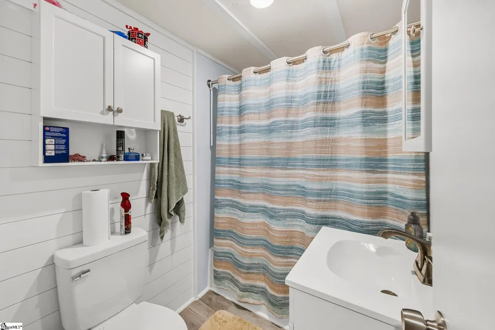 109 Wilton E. Hall Road Starr, SC 29684