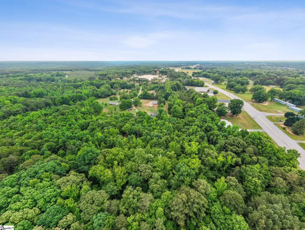109 Wilton E. Hall Road Starr, SC 29684