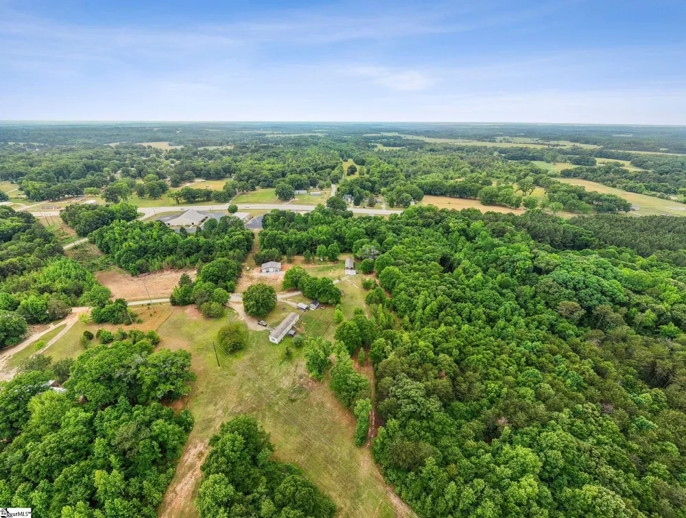 109 Wilton E. Hall Road Starr, SC 29684