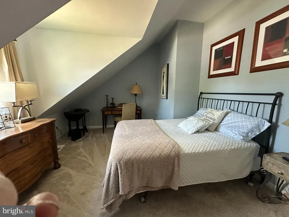9217 ANNAPOLIS AVENUE North Beach, MD 20714