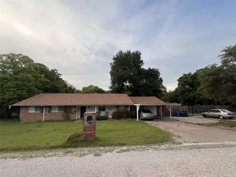 1065 Abbie Lane