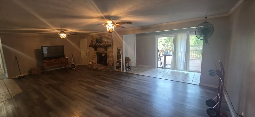 1065 Abbie Lane Glen Rose, TX 76043