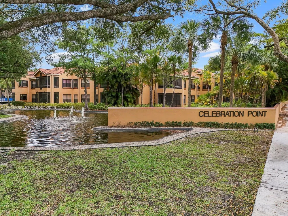 15533 Miami Lakeway N #101-19 Miami Lakes, FL 33014