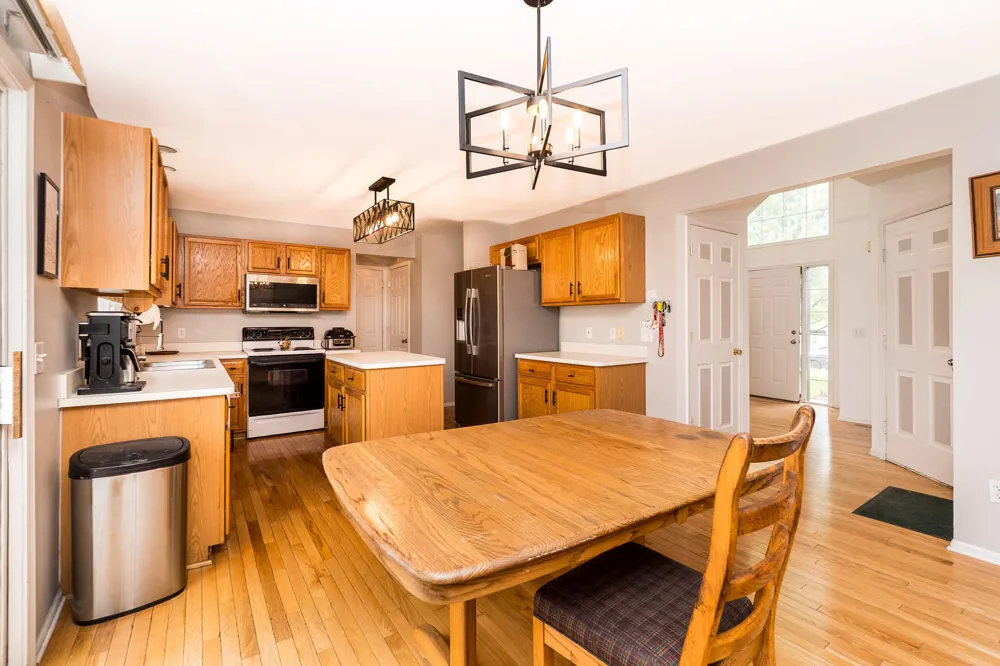 399 Quail Ridge Court Waterford, MI 48327