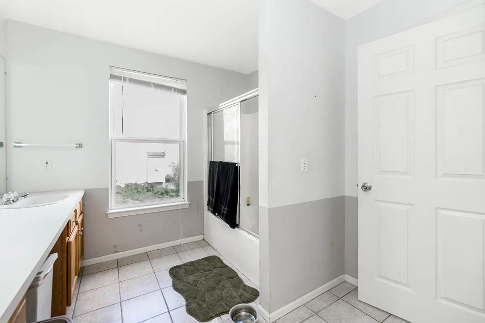 399 Quail Ridge Court Waterford, MI 48327