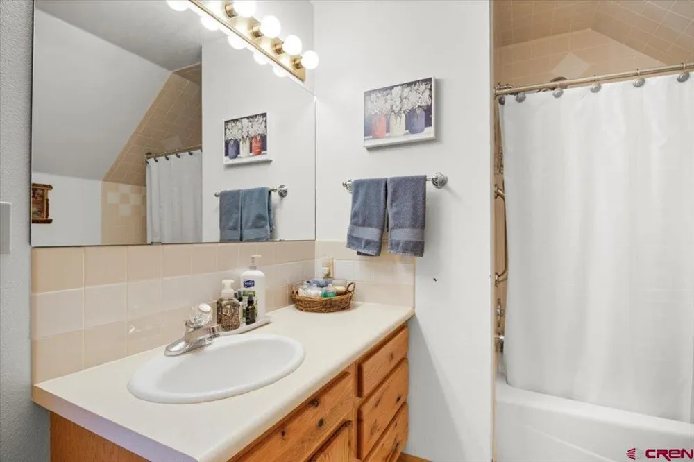 19016 Pinon Drive Cedaredge, CO 81413