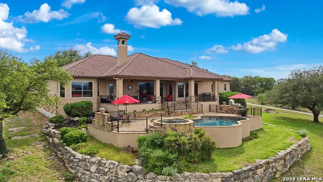 168 Hill Myna Lane Spring Branch, TX 78070