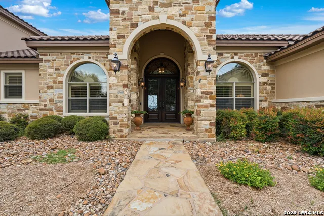 168 Hill Myna Lane Spring Branch, TX 78070