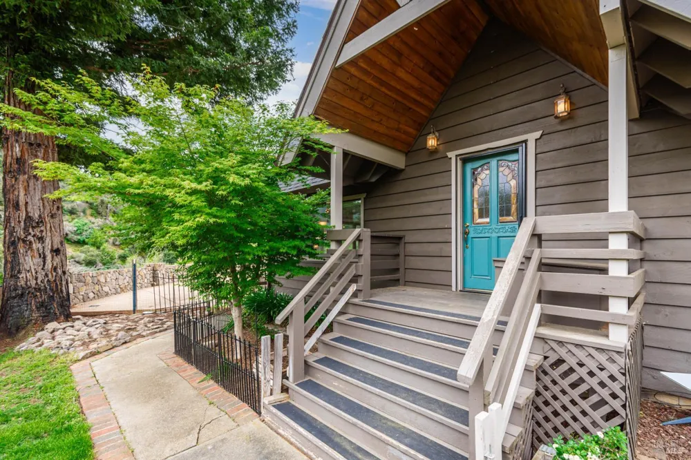3955 E Highway 128 Highway St. Helena, CA 94574