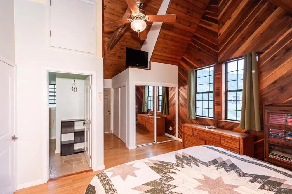 3955 E Highway 128 Highway St. Helena, CA 94574