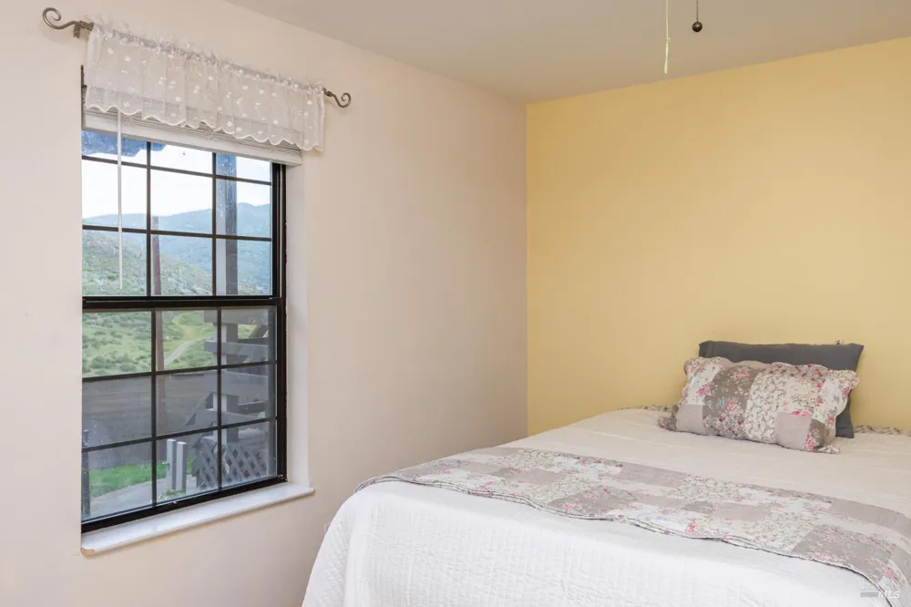 3955 E Highway 128 Highway St. Helena, CA 94574