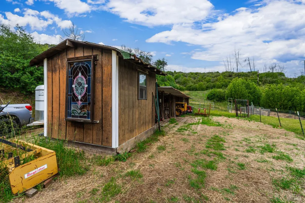 3955 E Highway 128 Highway St. Helena, CA 94574