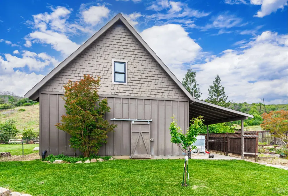3955 E Highway 128 Highway St. Helena, CA 94574