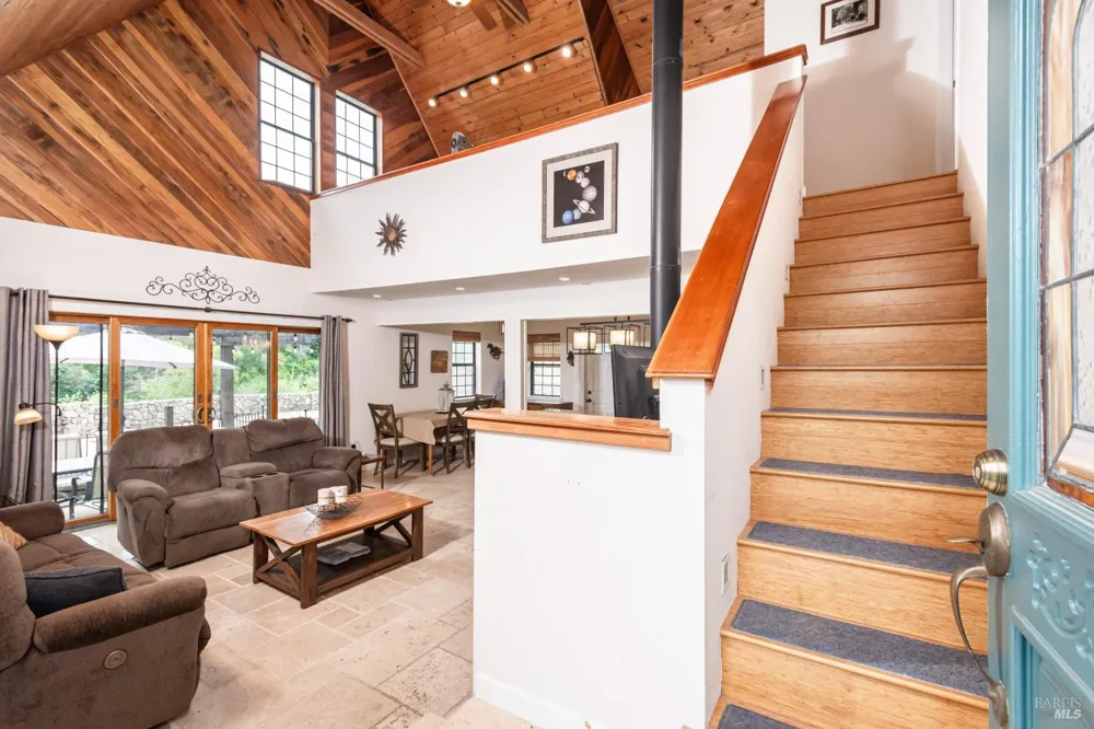 3955 E Highway 128 Highway St. Helena, CA 94574