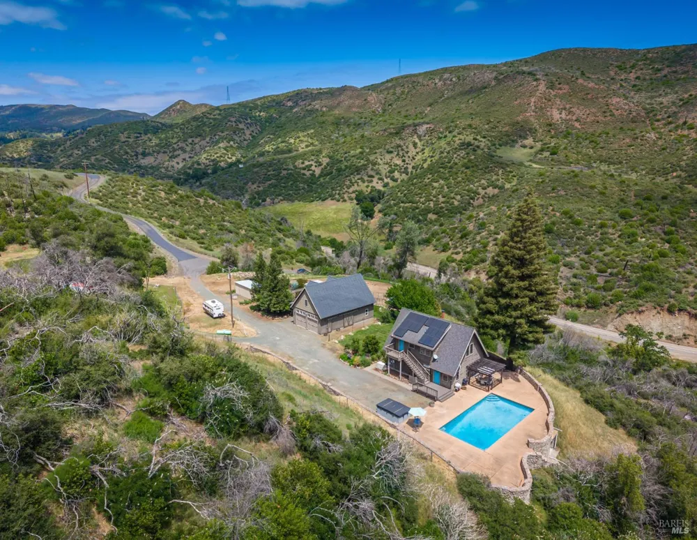 3955 E Highway 128 Highway St. Helena, CA 94574