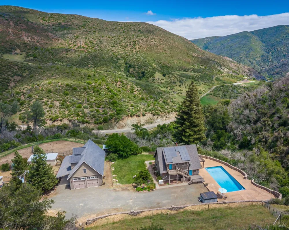 3955 E Highway 128 Highway St. Helena, CA 94574