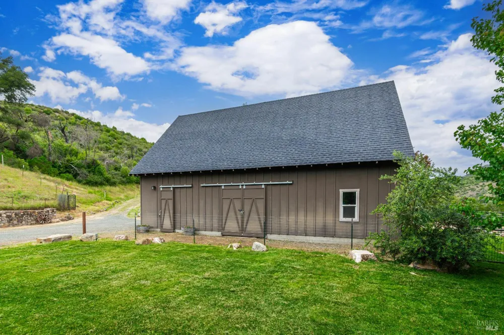 3955 E Highway 128 Highway St. Helena, CA 94574