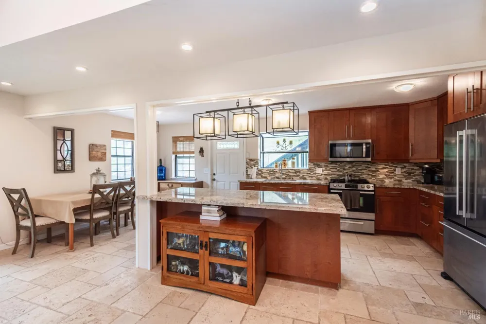 3955 E Highway 128 Highway St. Helena, CA 94574