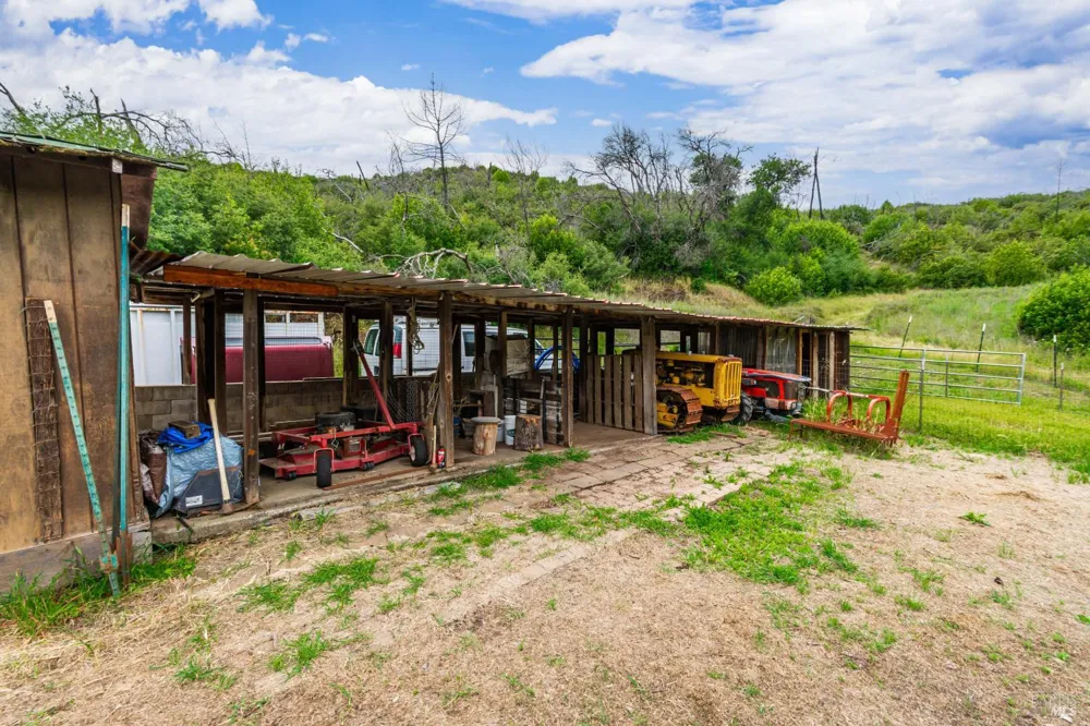 3955 E Highway 128 Highway St. Helena, CA 94574