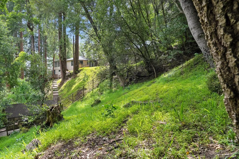 29 Lower Alcatraz Place Mill Valley, CA 94941
