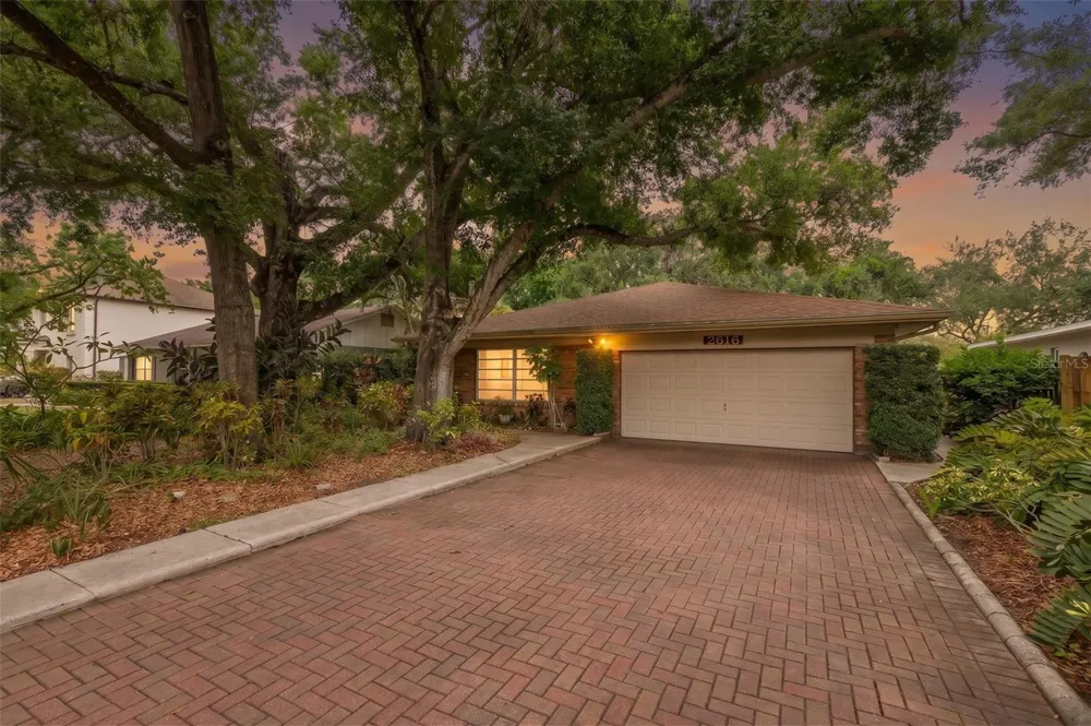 2616 S TORONTO AVENUE Tampa, FL 33629