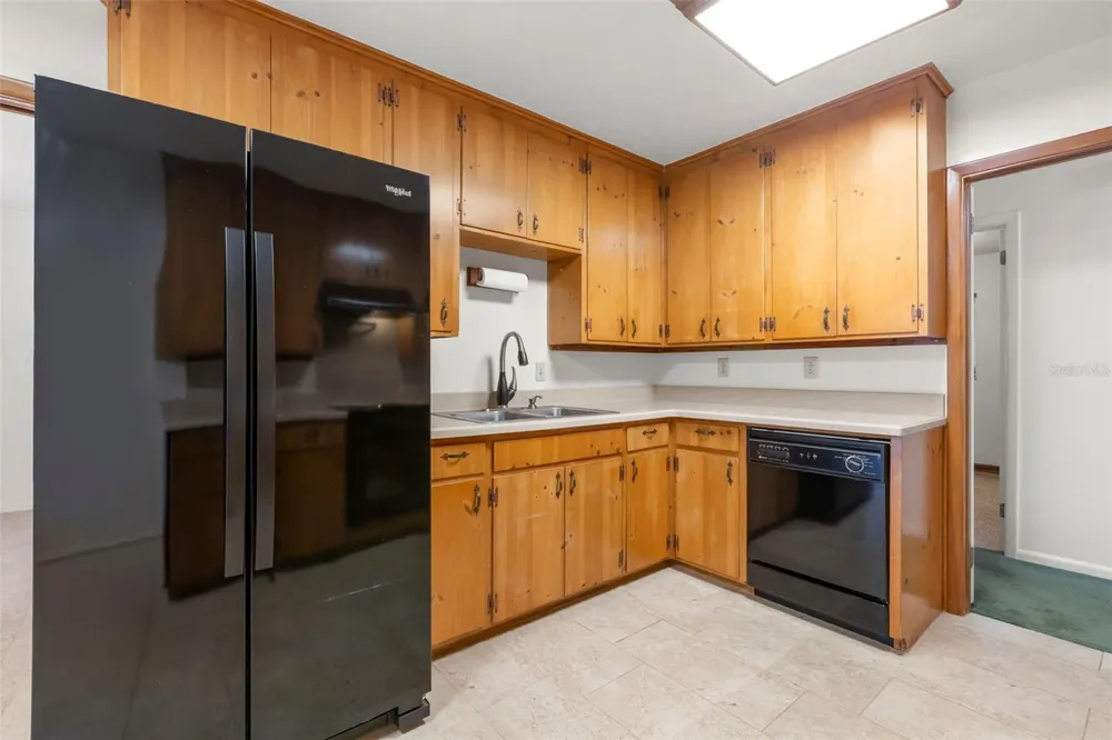 2616 S TORONTO AVENUE Tampa, FL 33629