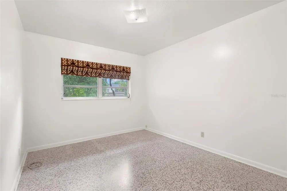 2616 S TORONTO AVENUE Tampa, FL 33629
