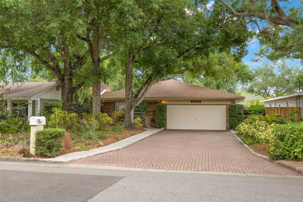 2616 S TORONTO AVENUE Tampa, FL 33629