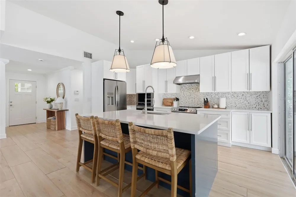 3052 HERON PLACE Clearwater, FL 33762
