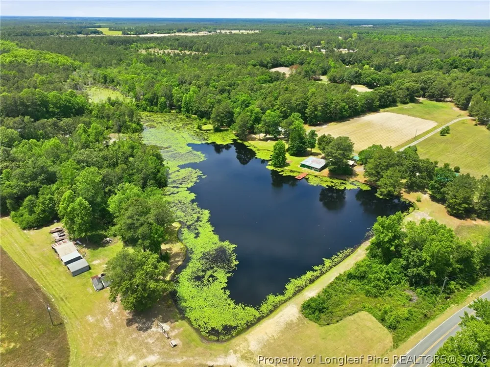 10400 Ruth Vinson Road Autryville, NC 28318