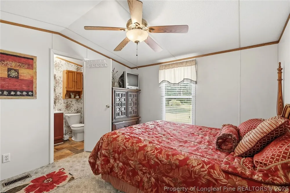 10400 Ruth Vinson Road Autryville, NC 28318