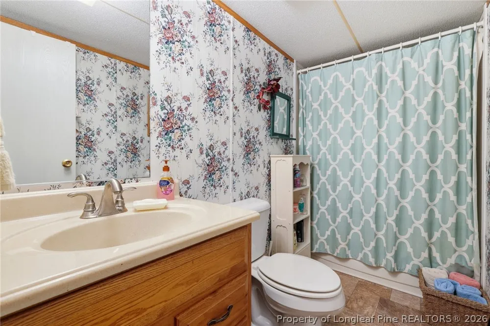 10400 Ruth Vinson Road Autryville, NC 28318