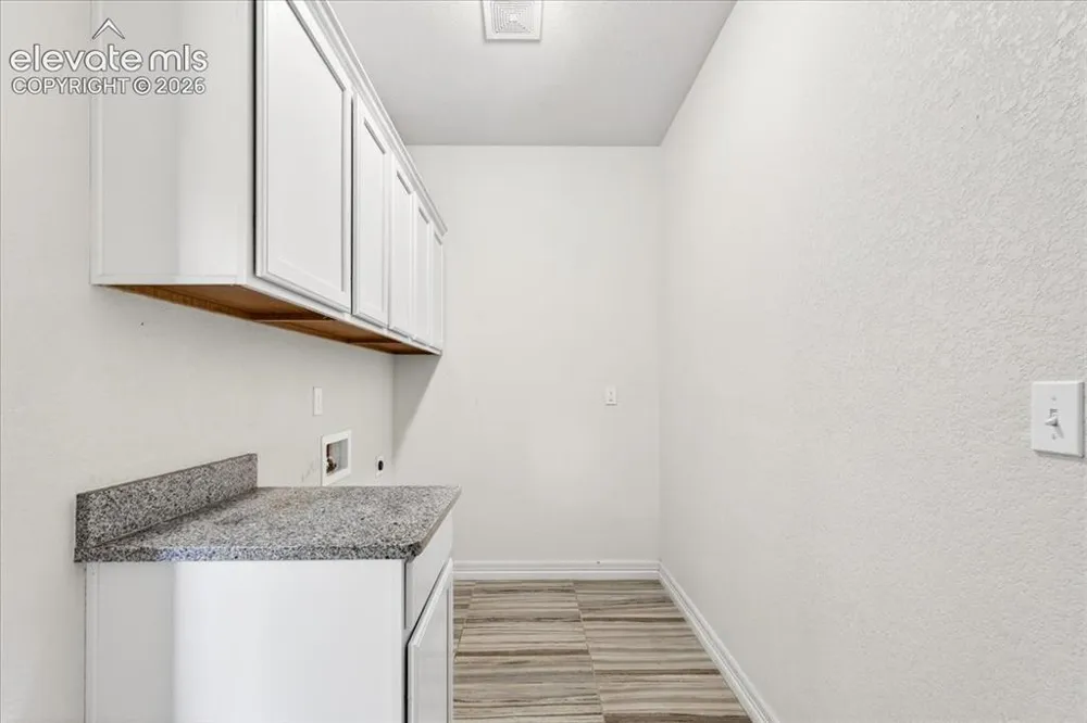 56534 E 24th Avenue Strasburg, CO 80136